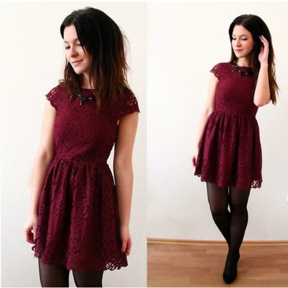 h&m burgundy lace dress